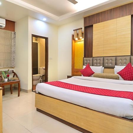 The Aster Karol Bagh Homely Atmosphere New Delhi Exterior foto