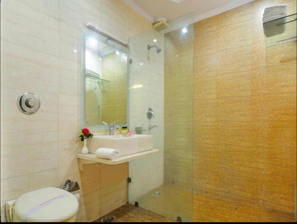 The Aster Karol Bagh Homely Atmosphere New Delhi Exterior foto