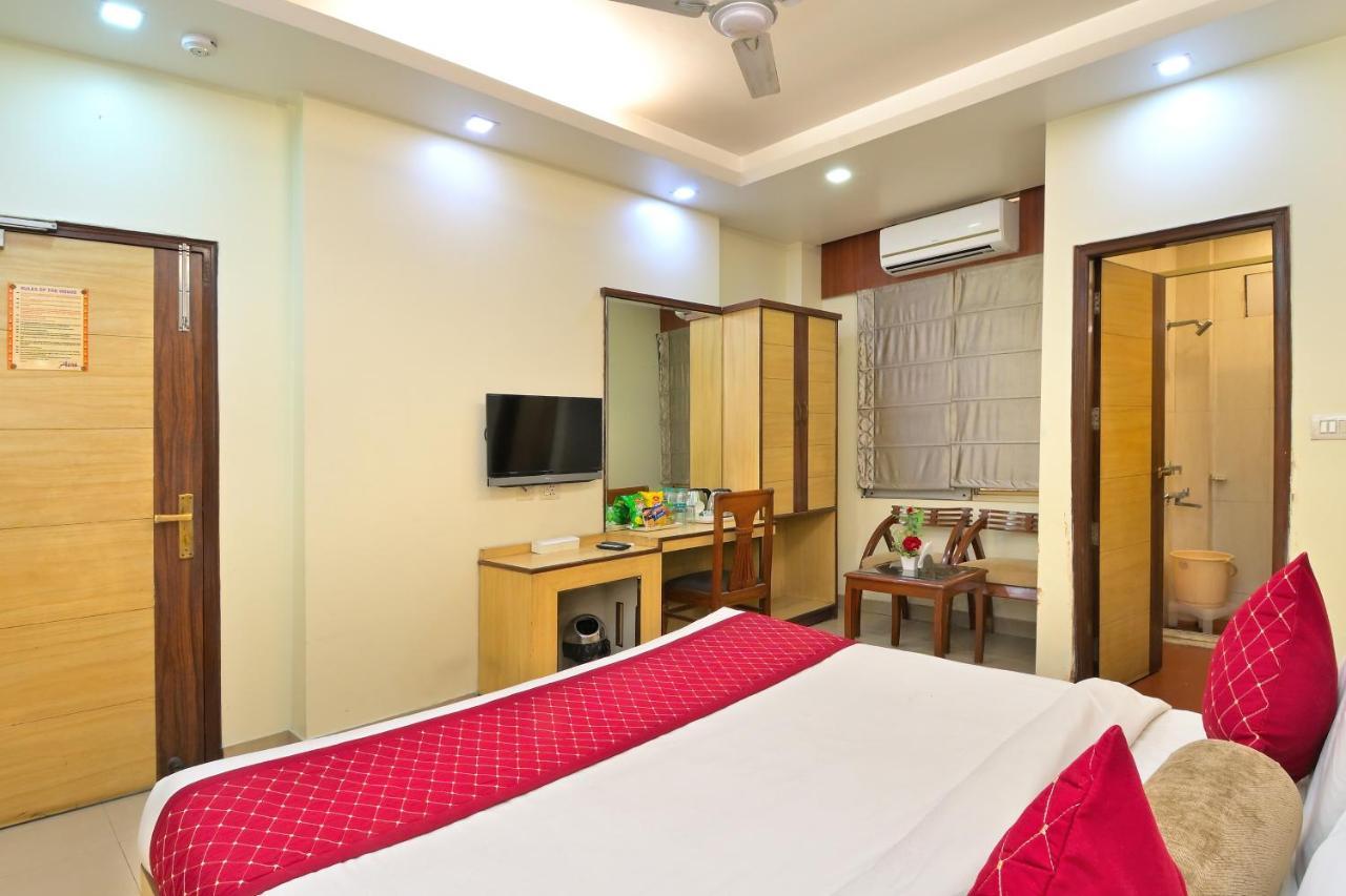 The Aster Karol Bagh Homely Atmosphere New Delhi Exterior foto