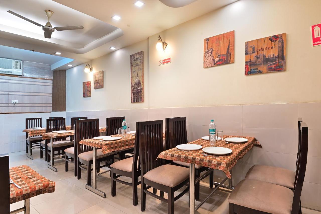 The Aster Karol Bagh Homely Atmosphere New Delhi Exterior foto
